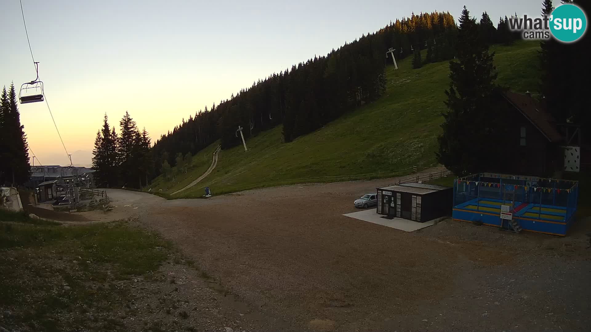 GOLTE skijalište web kamera – pogled na Medvedjak – Slovenija