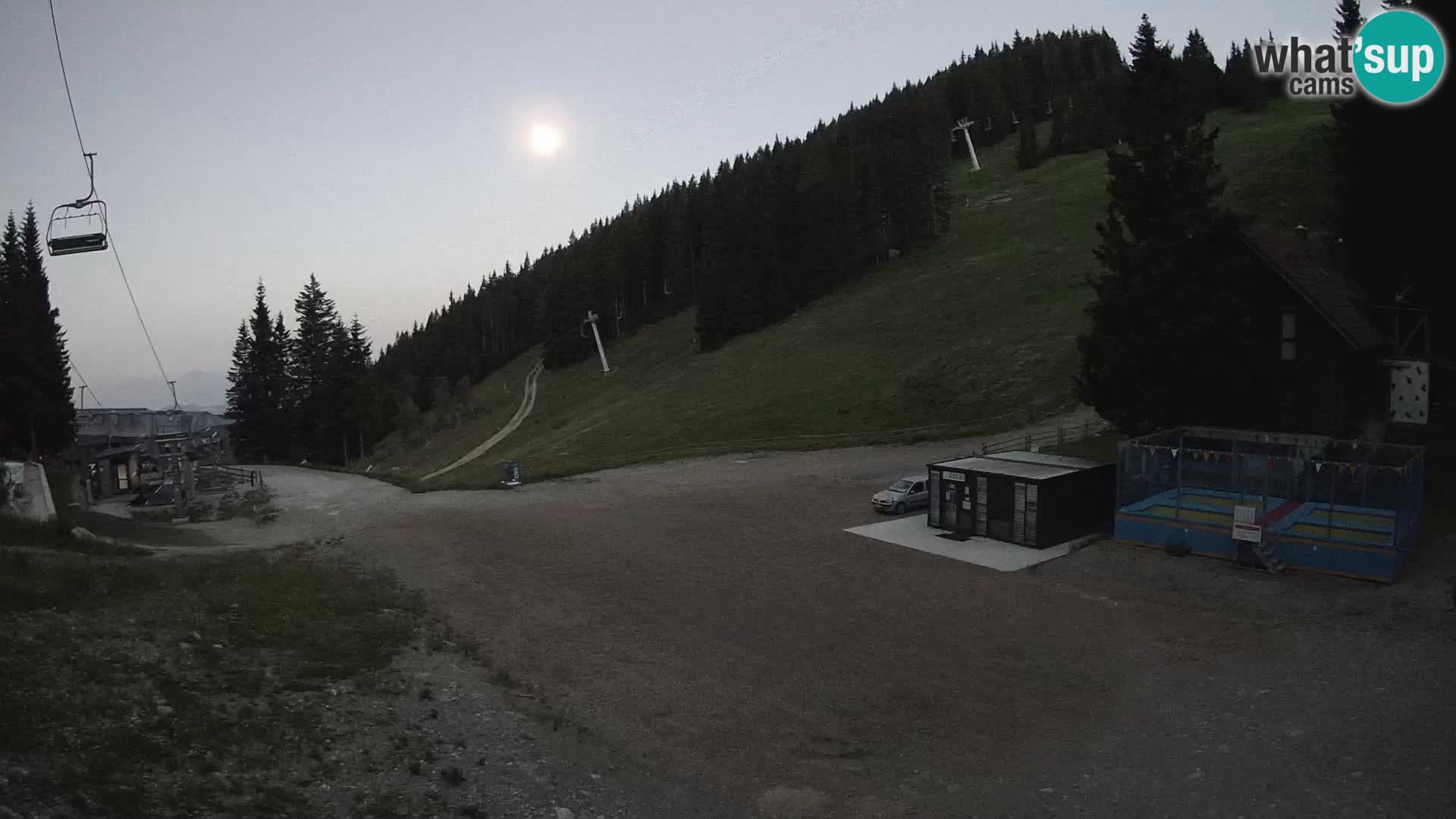 GOLTE skijalište web kamera – pogled na Medvedjak – Slovenija