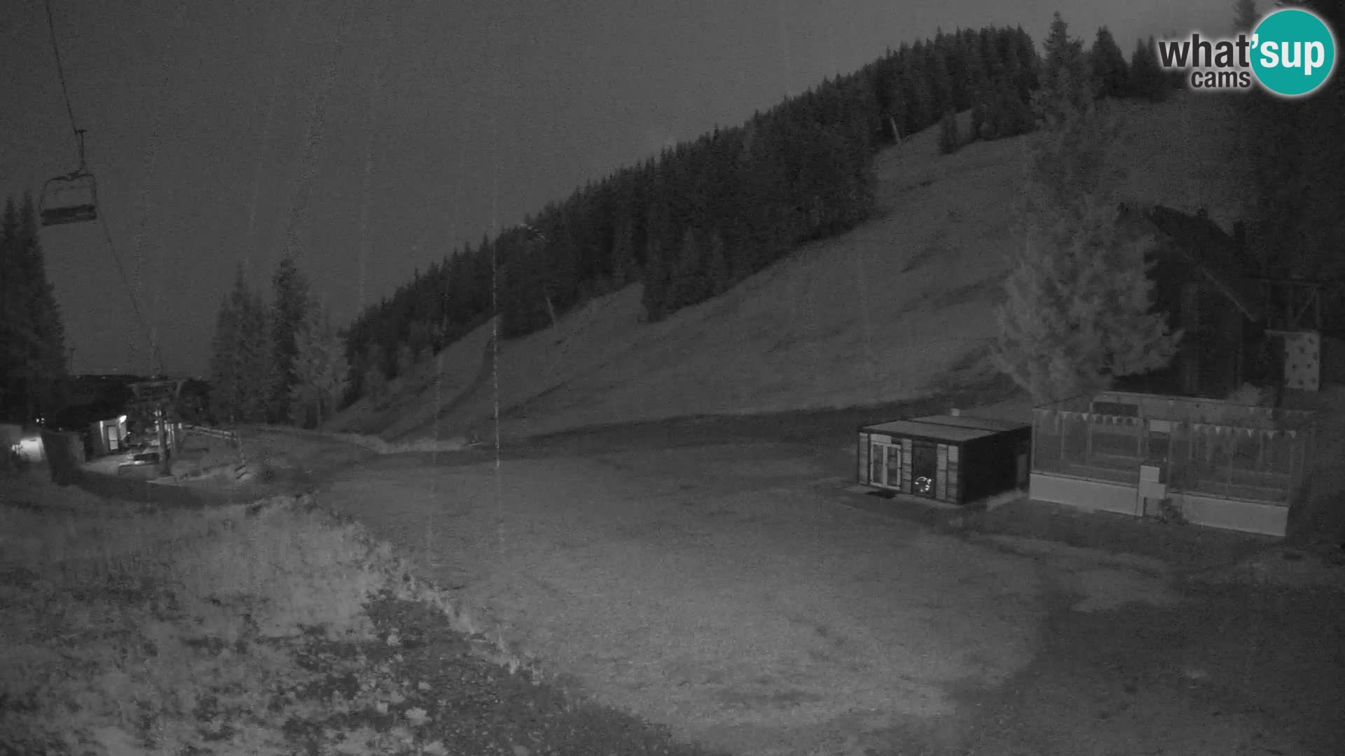 Spletna kamera smučišča GOLTE v živo – pogled na Medvedjak