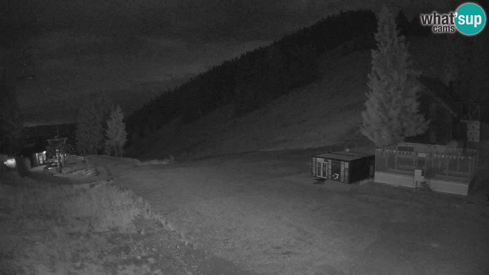 Spletna kamera smučišča GOLTE v živo – pogled na Medvedjak