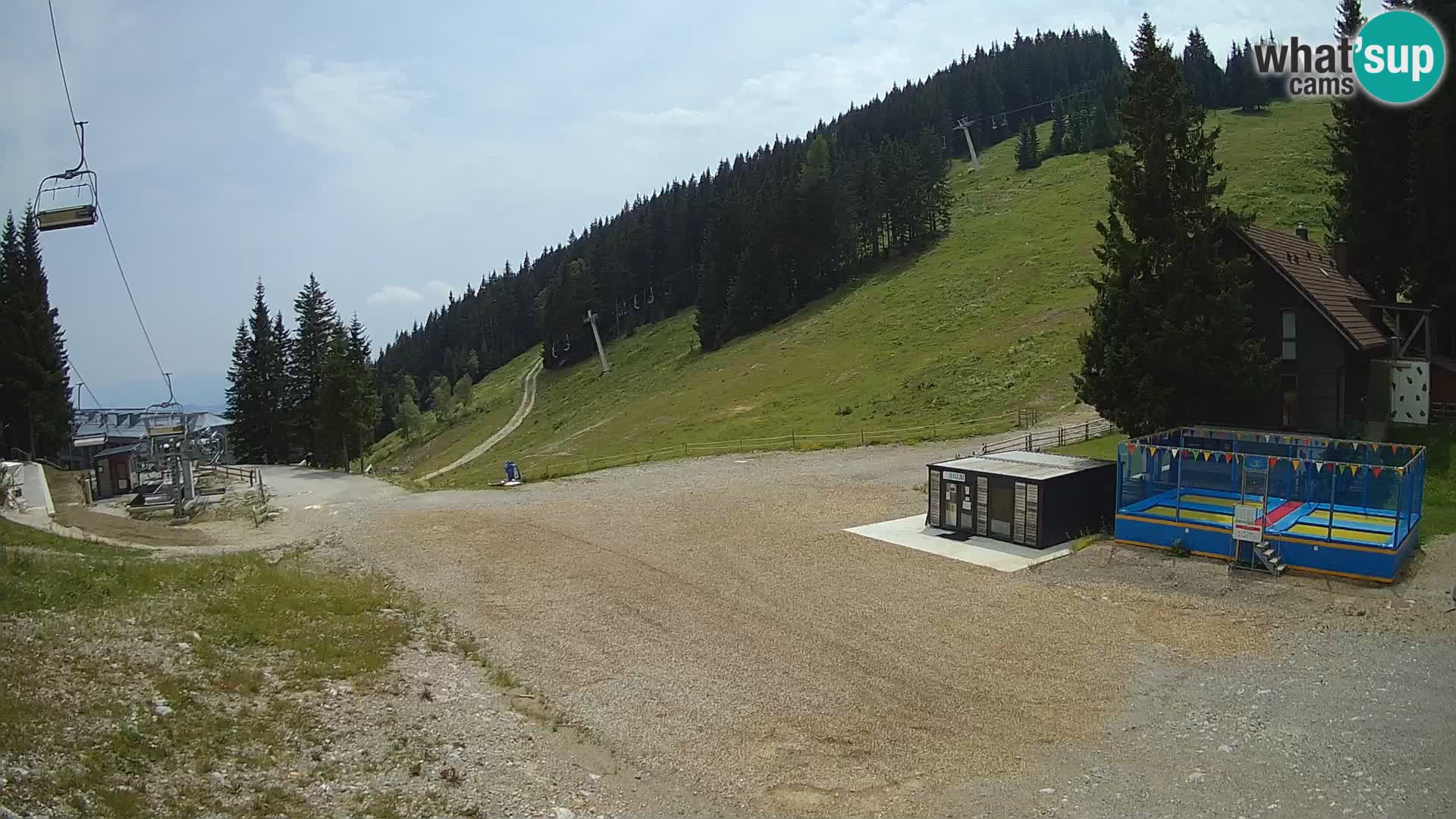 GOLTE skijalište web kamera – pogled na Medvedjak – Slovenija