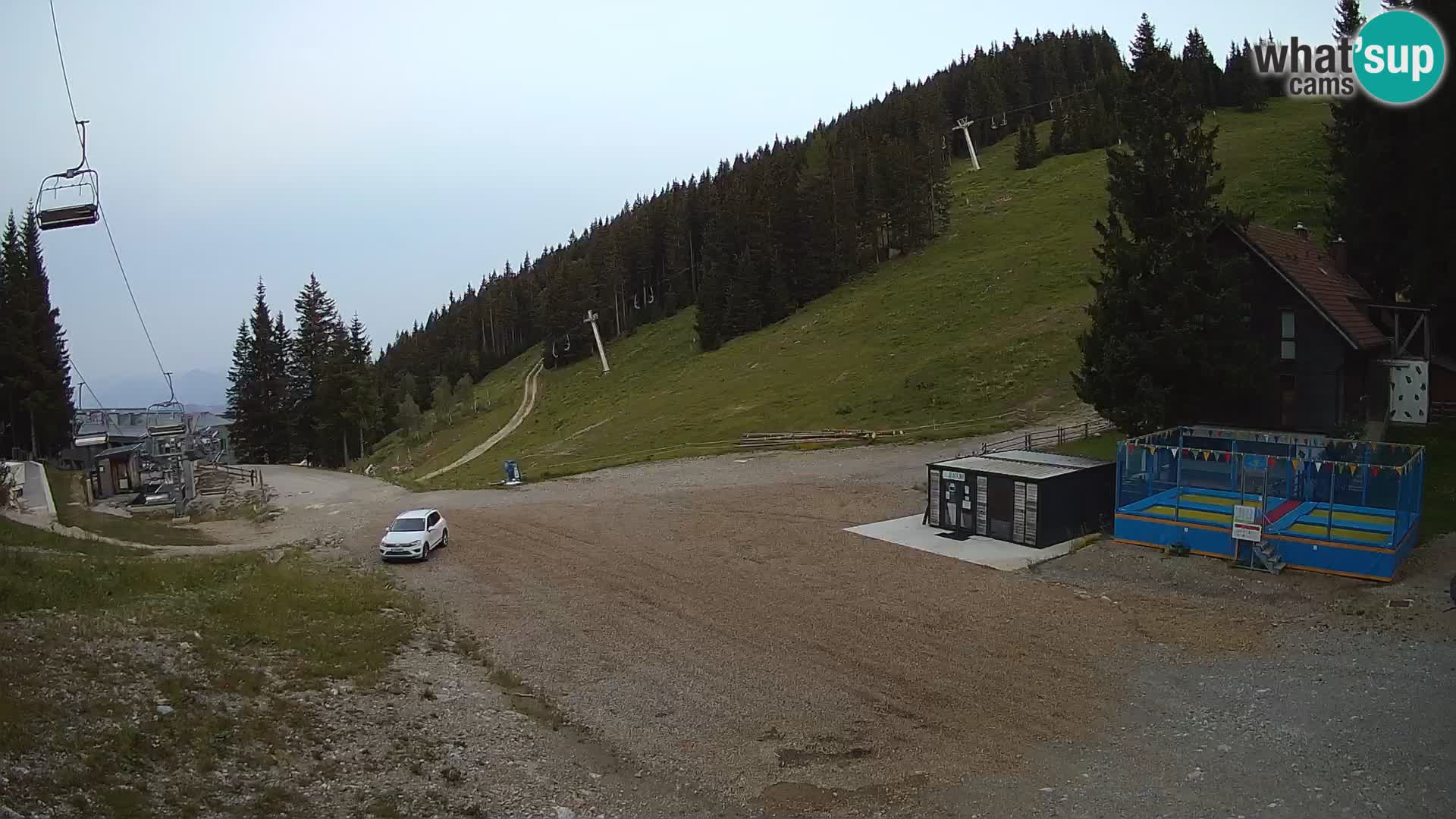 Cámara web en vivo de la estación de esquí GOLTE – vista a Medvedjak – Eslovenia