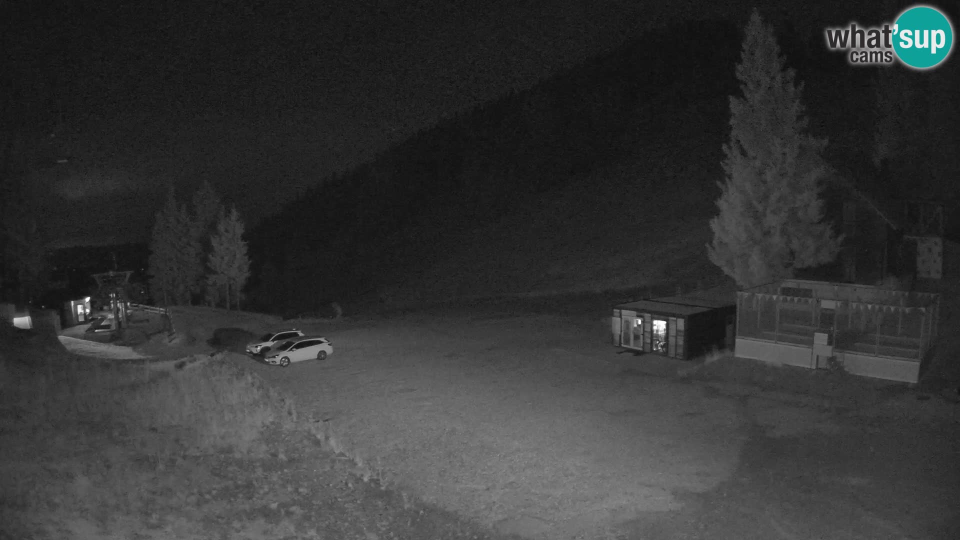 Spletna kamera smučišča GOLTE v živo – pogled na Medvedjak