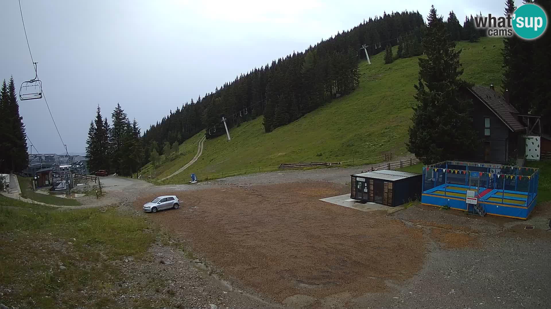 Cámara web en vivo de la estación de esquí GOLTE – vista a Medvedjak – Eslovenia