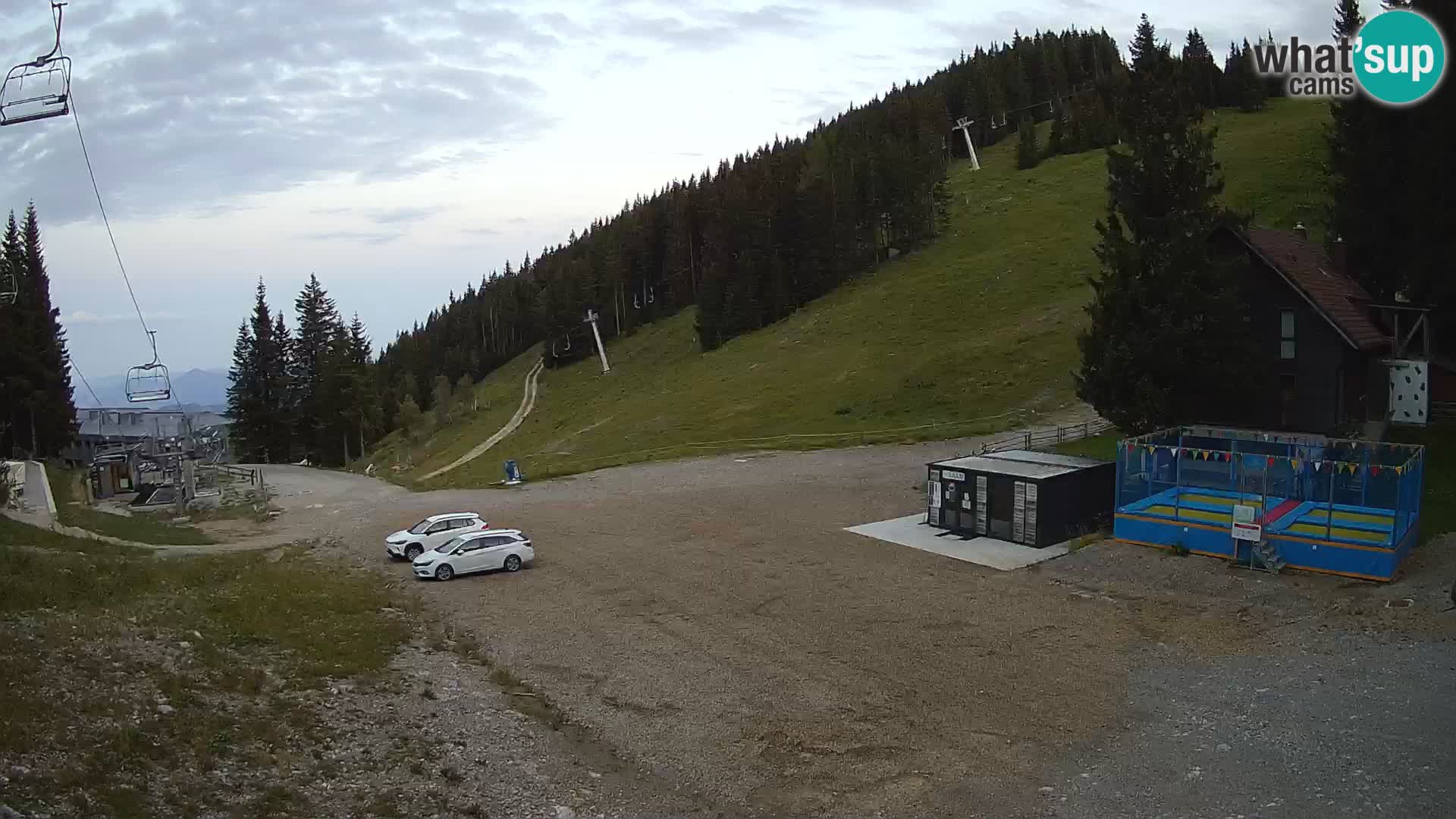 Cámara web en vivo de la estación de esquí GOLTE – vista a Medvedjak – Eslovenia