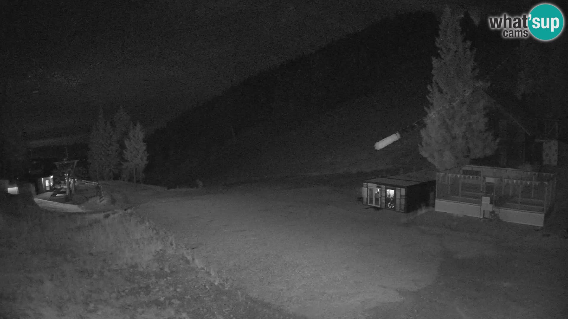 Spletna kamera smučišča GOLTE v živo – pogled na Medvedjak