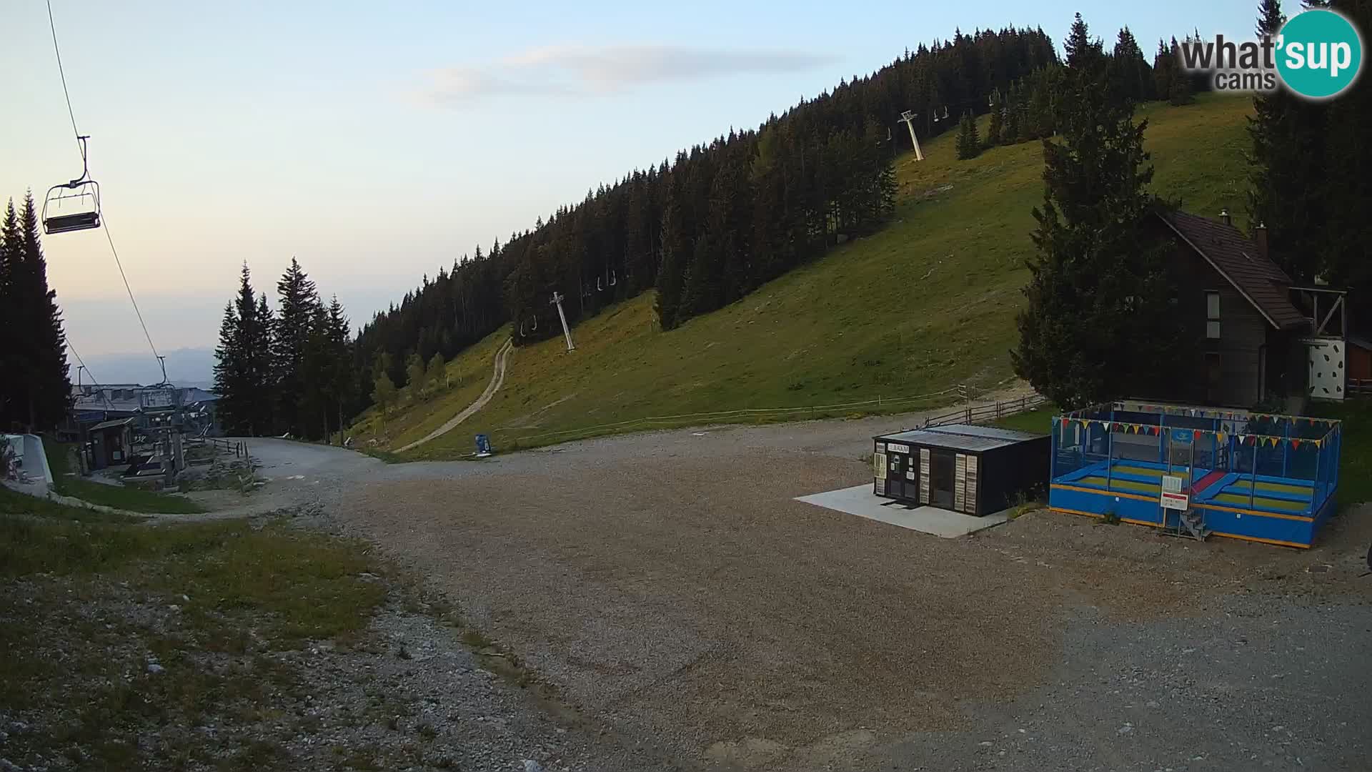 Webcam en direct de la station de ski de GOLTE – vue sur Medvedjak – Slovénie