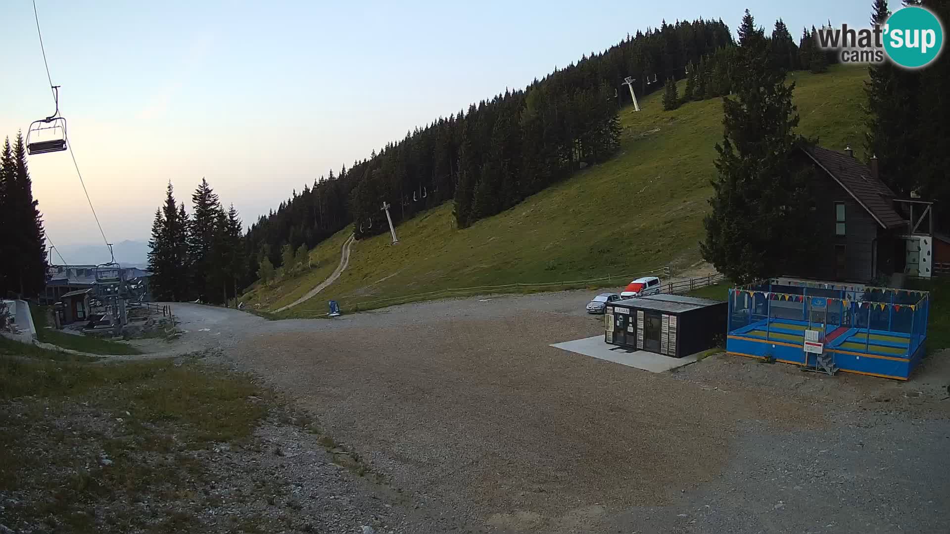 Webcam en direct de la station de ski de GOLTE – vue sur Medvedjak – Slovénie