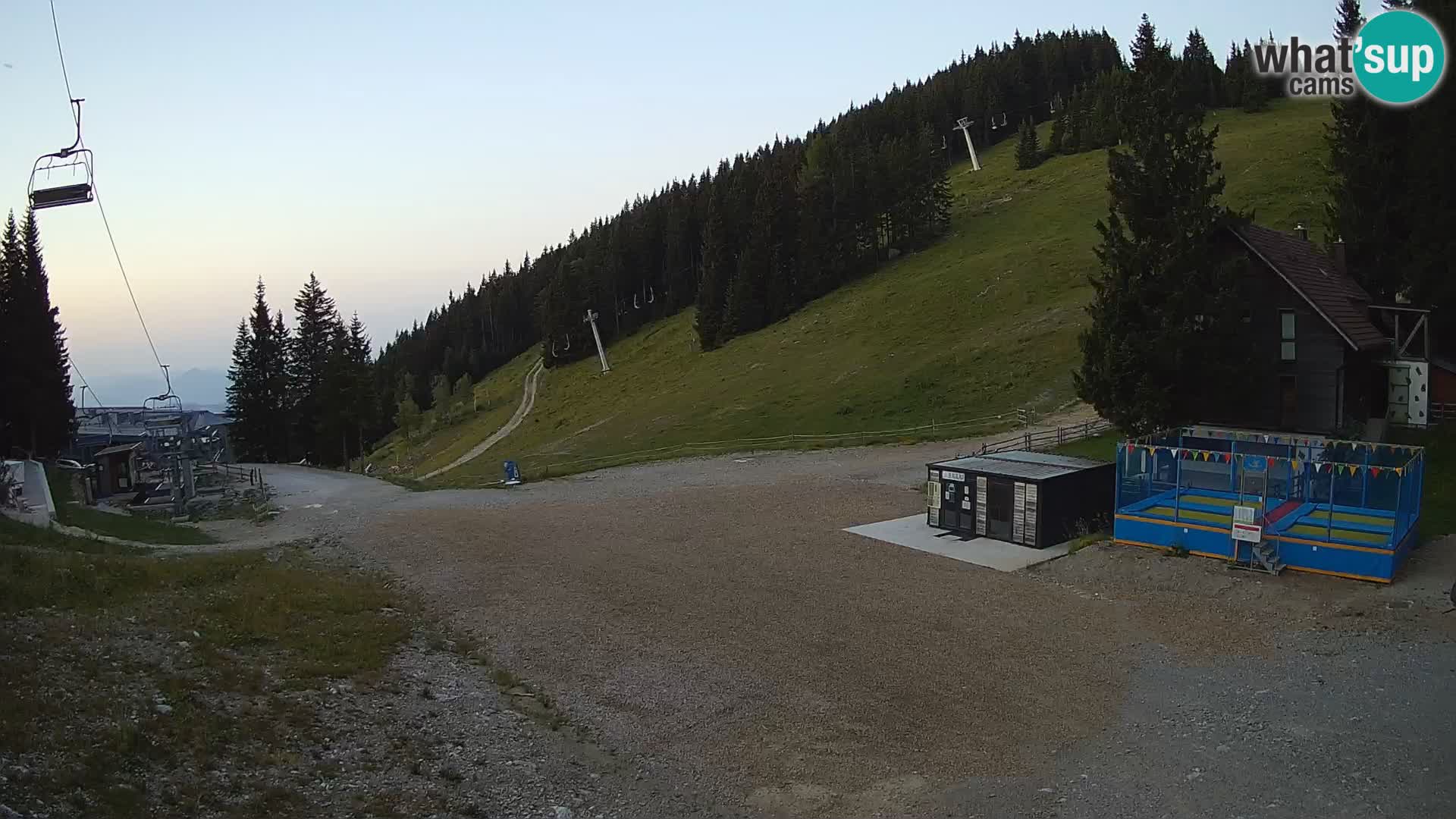 Webcam en direct de la station de ski de GOLTE – vue sur Medvedjak – Slovénie