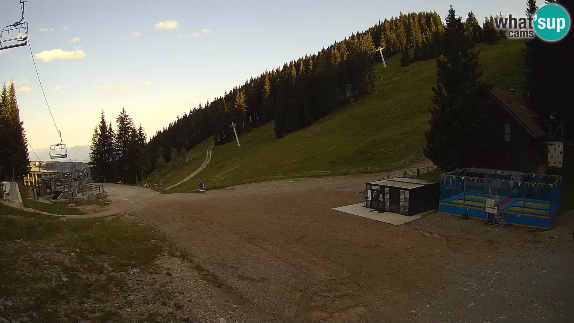 GOLTE Skigebiet webcam – Schöne Aussicht auf Medvedjak – Slowenien