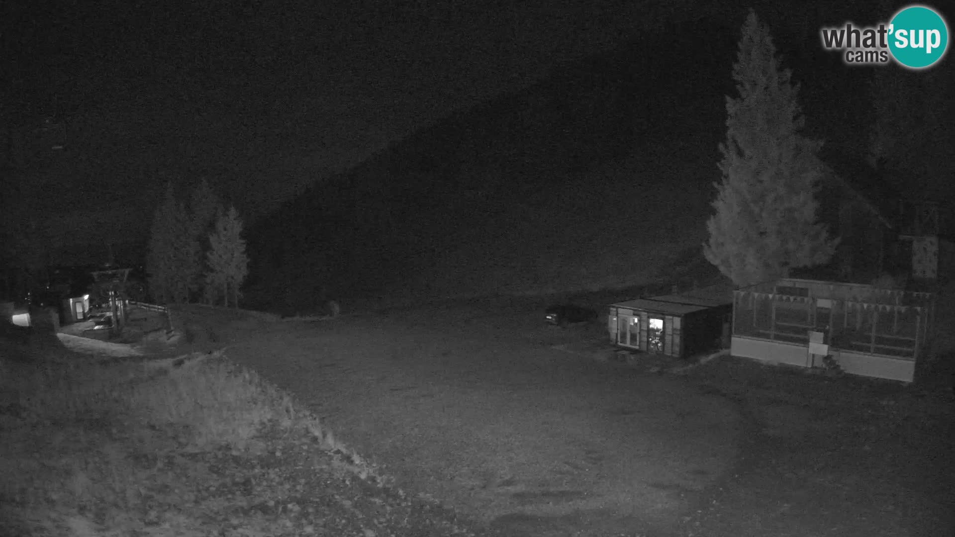Spletna kamera smučišča GOLTE v živo – pogled na Medvedjak