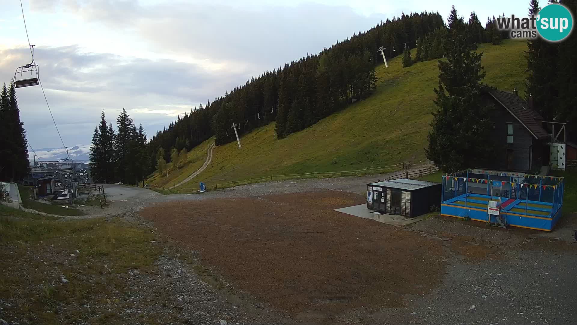 GOLTE Skigebiet webcam – Schöne Aussicht auf Medvedjak – Slowenien