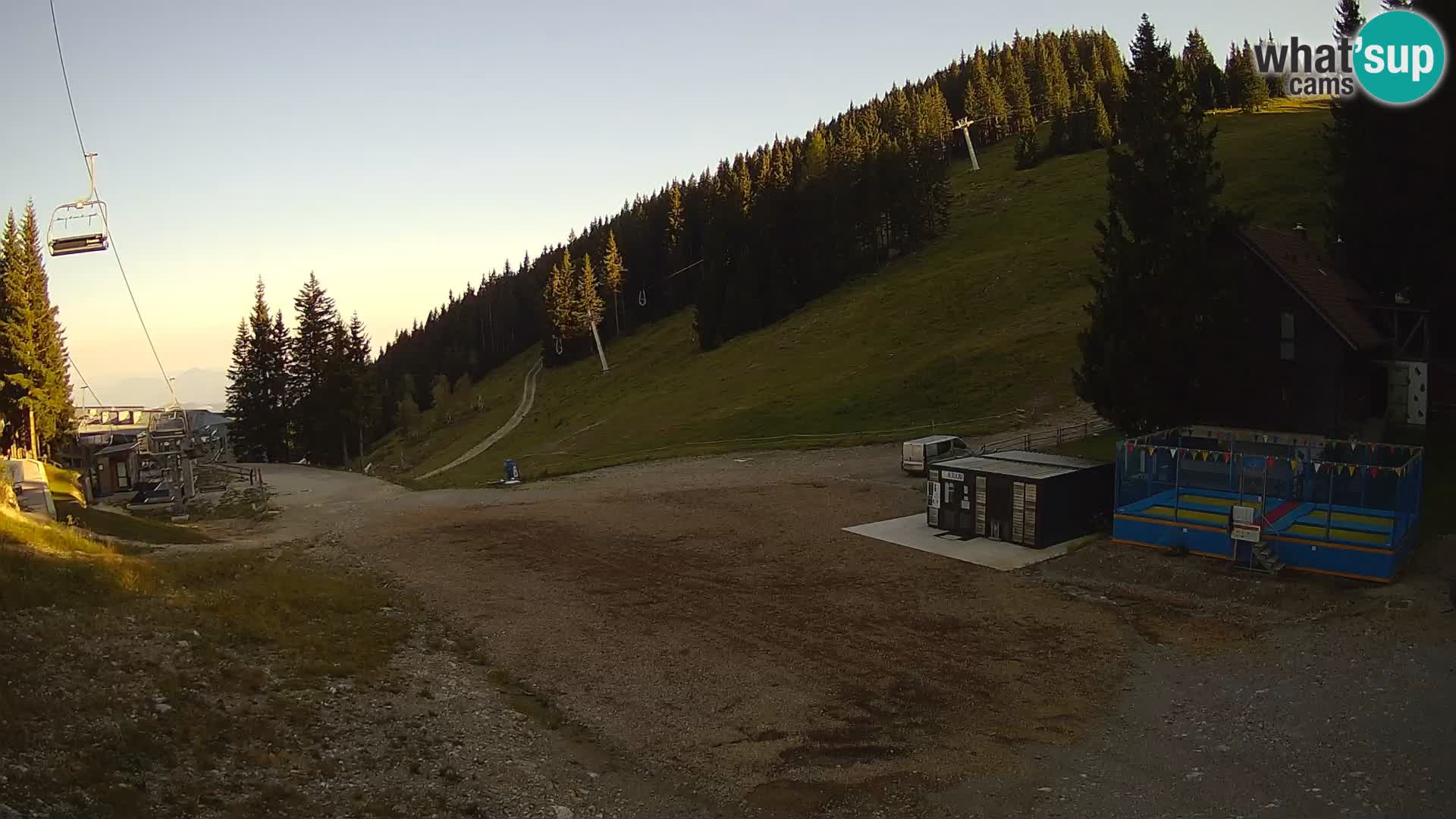Webcam en direct de la station de ski de GOLTE – vue sur Medvedjak – Slovénie