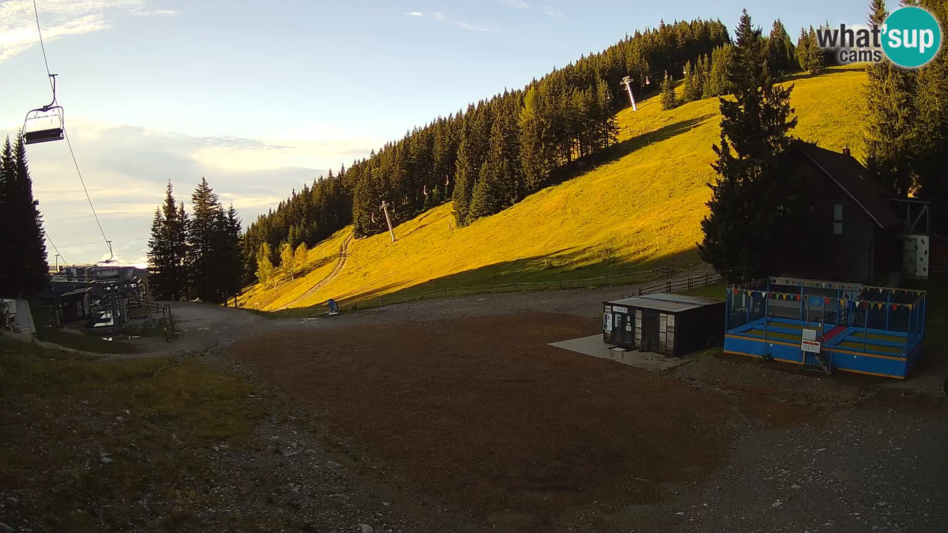 GOLTE Skigebiet webcam – Schöne Aussicht auf Medvedjak – Slowenien