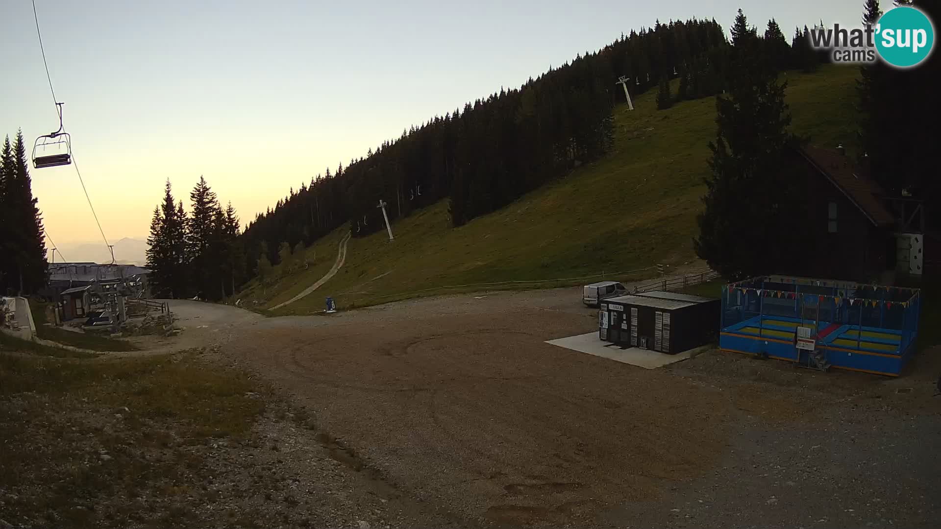 Cámara web en vivo de la estación de esquí GOLTE – vista a Medvedjak – Eslovenia