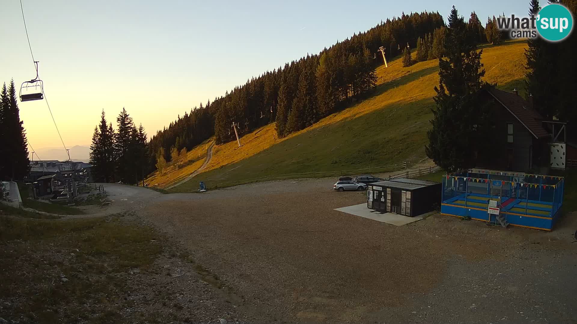 Cámara web en vivo de la estación de esquí GOLTE – vista a Medvedjak – Eslovenia