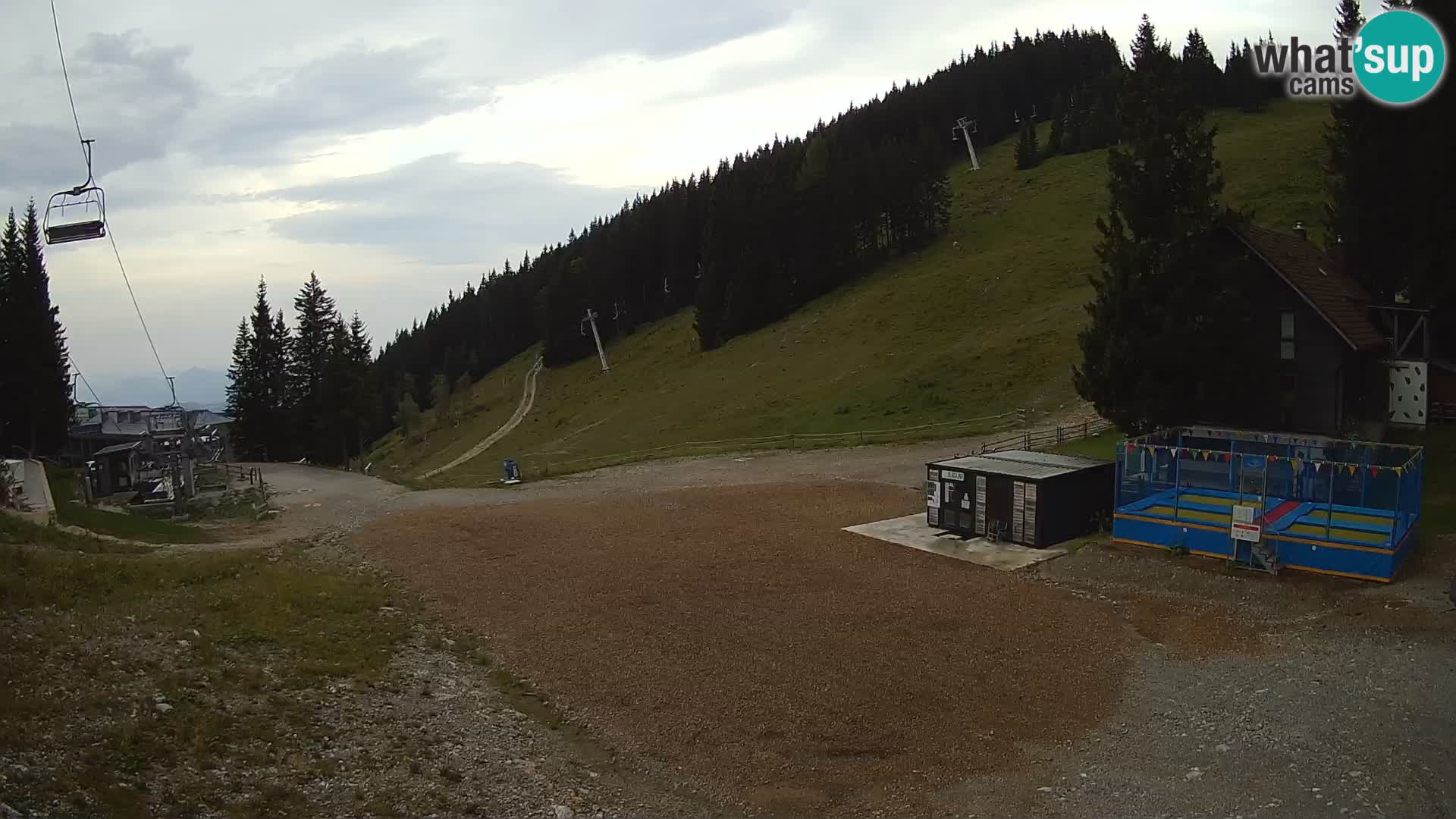 GOLTE Skigebiet webcam – Schöne Aussicht auf Medvedjak – Slowenien