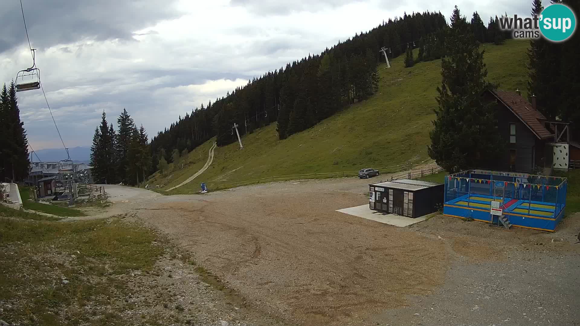 GOLTE skijalište web kamera – pogled na Medvedjak – Slovenija