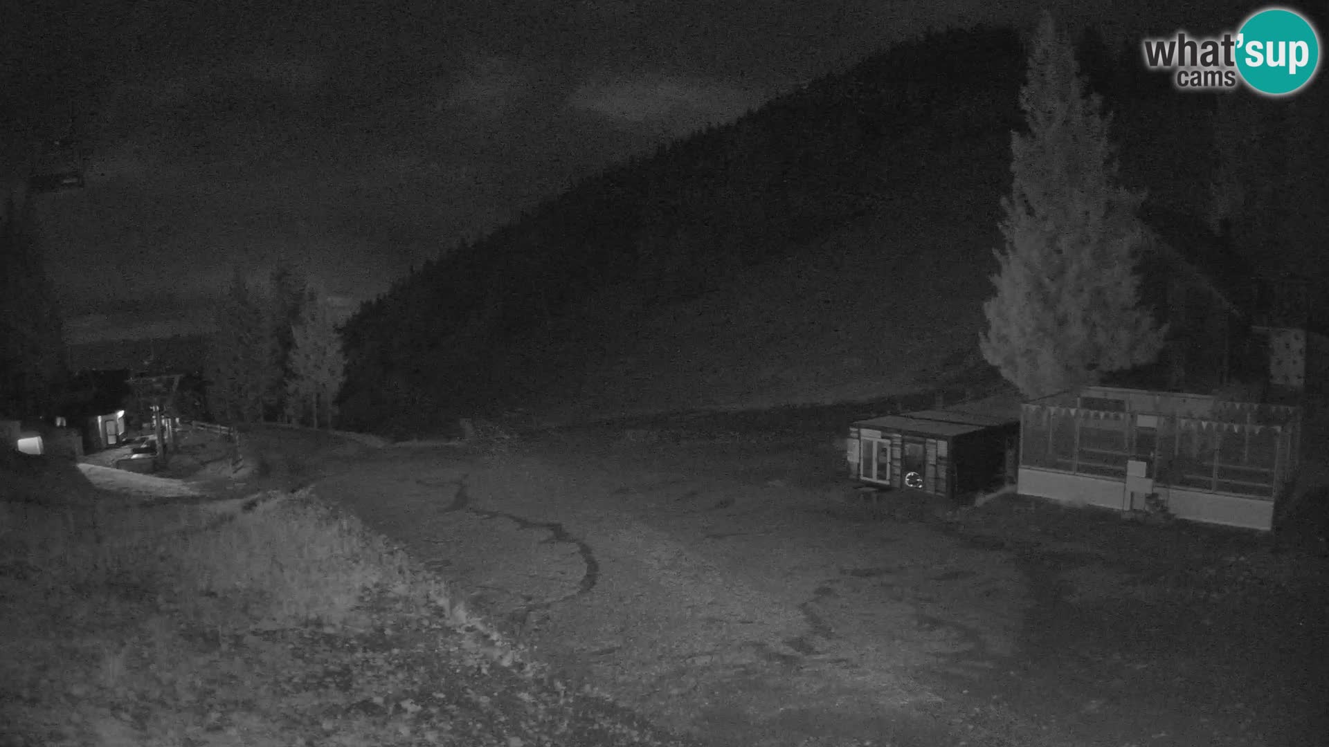 Spletna kamera smučišča GOLTE v živo – pogled na Medvedjak