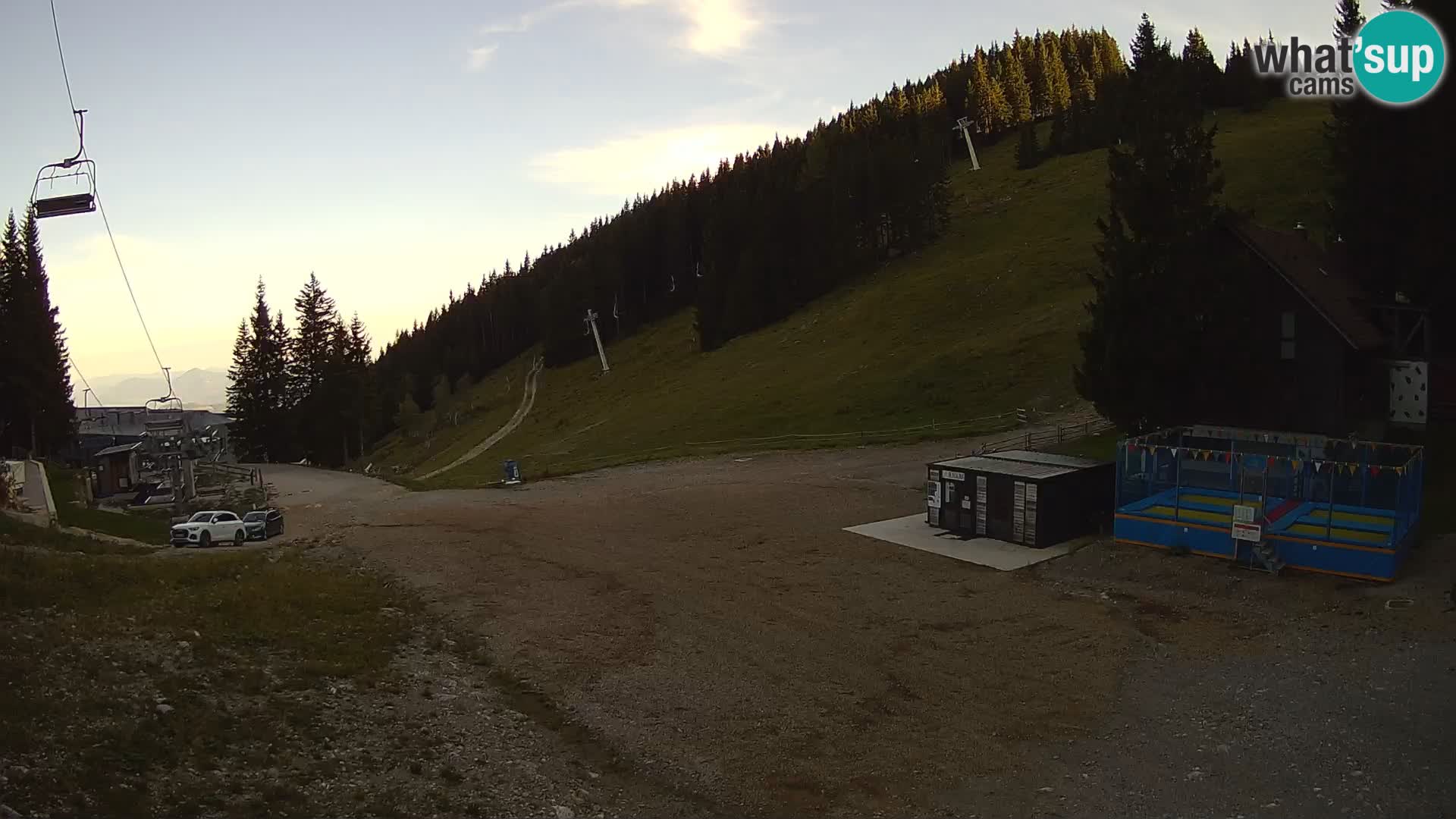 Cámara web en vivo de la estación de esquí GOLTE – vista a Medvedjak – Eslovenia