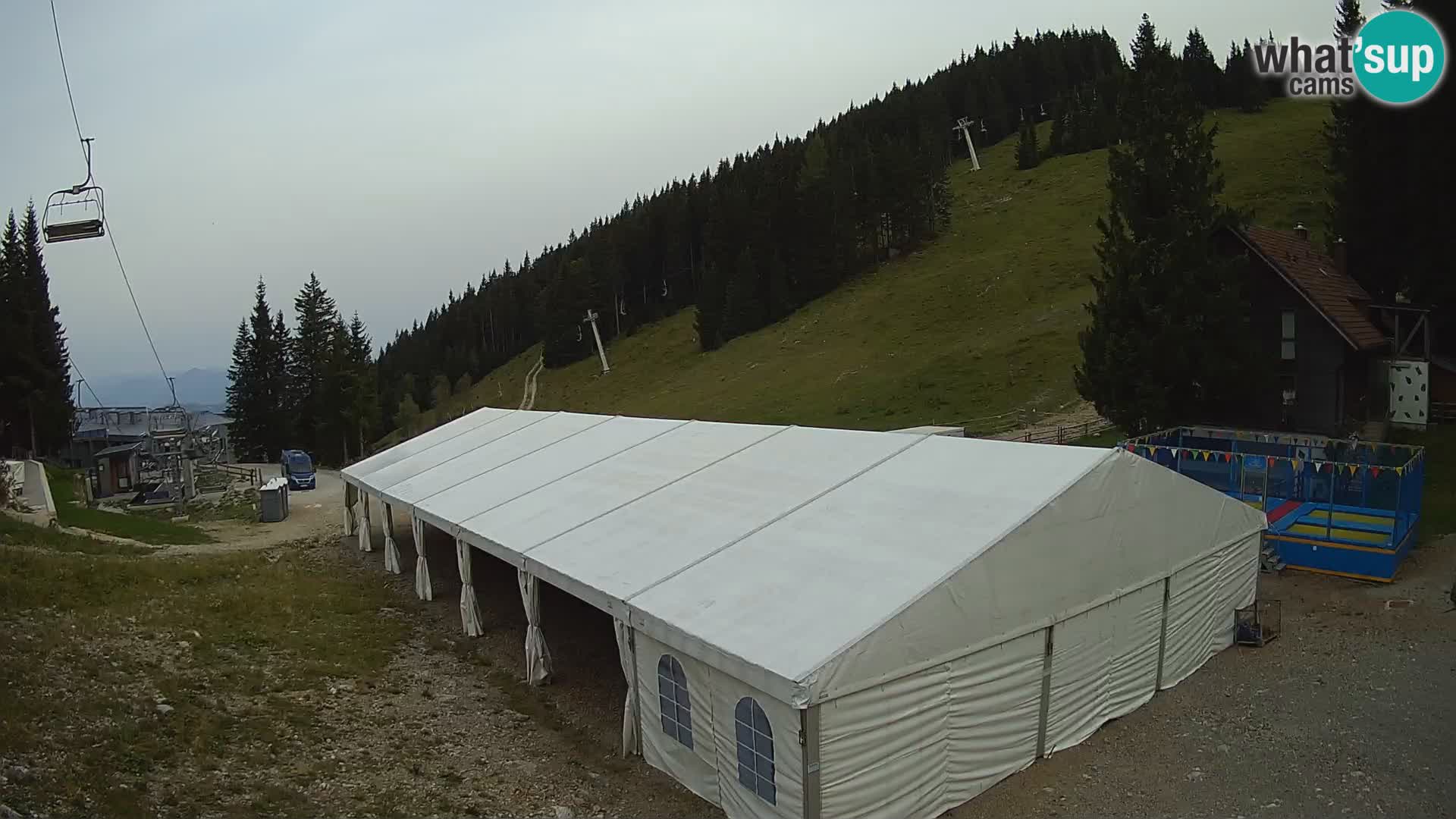 GOLTE Skigebiet webcam – Schöne Aussicht auf Medvedjak – Slowenien