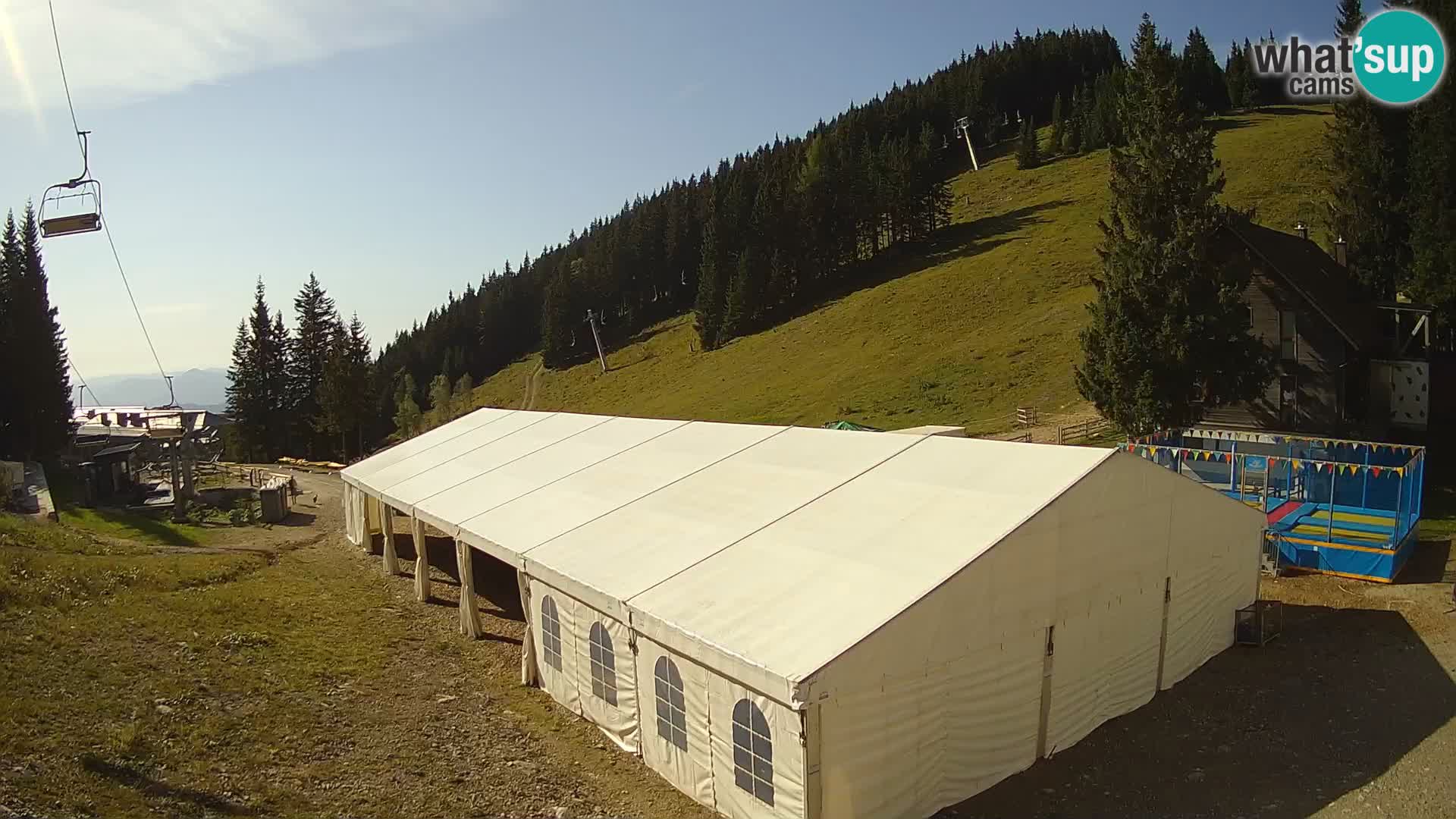 GOLTE Skigebiet webcam – Schöne Aussicht auf Medvedjak – Slowenien