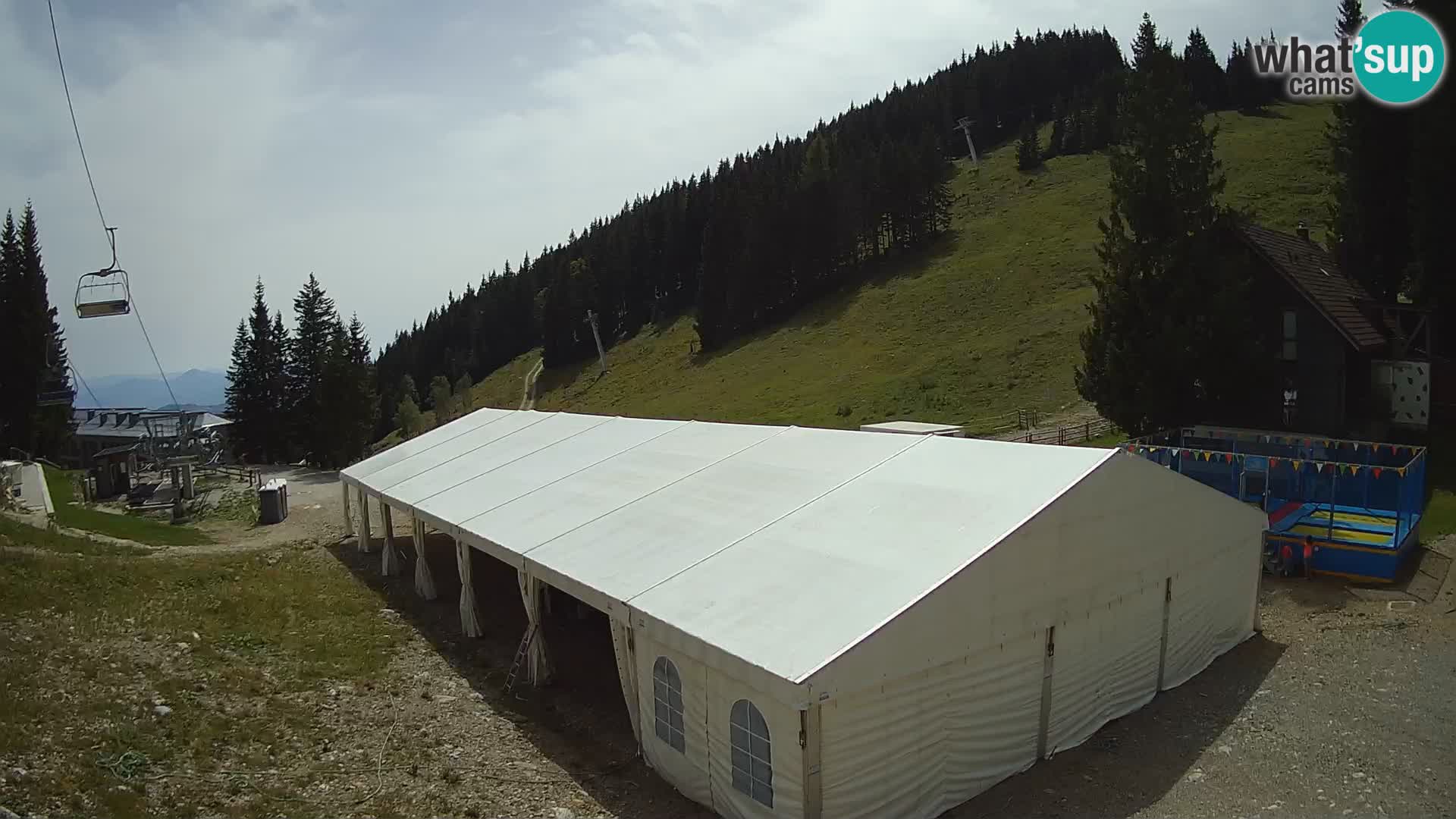 GOLTE Skigebiet webcam – Schöne Aussicht auf Medvedjak – Slowenien
