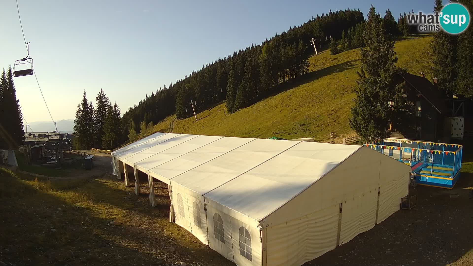 Webcam en direct de la station de ski de GOLTE – vue sur Medvedjak – Slovénie