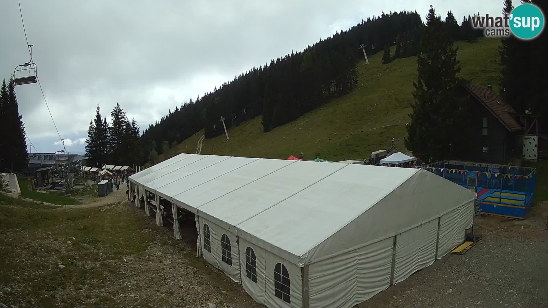 Webcam en direct de la station de ski de GOLTE – vue sur Medvedjak – Slovénie