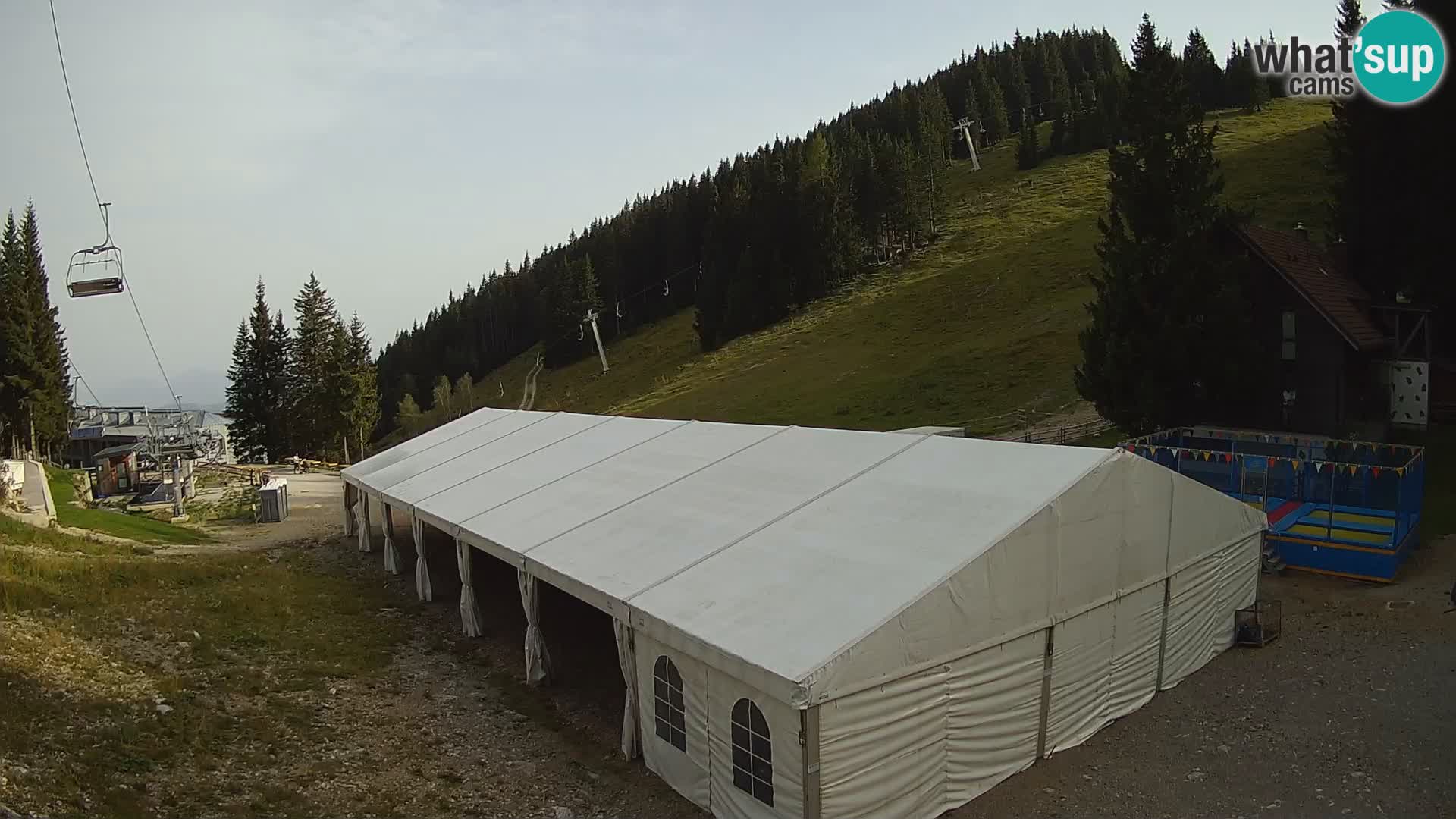 GOLTE Skigebiet webcam – Schöne Aussicht auf Medvedjak – Slowenien