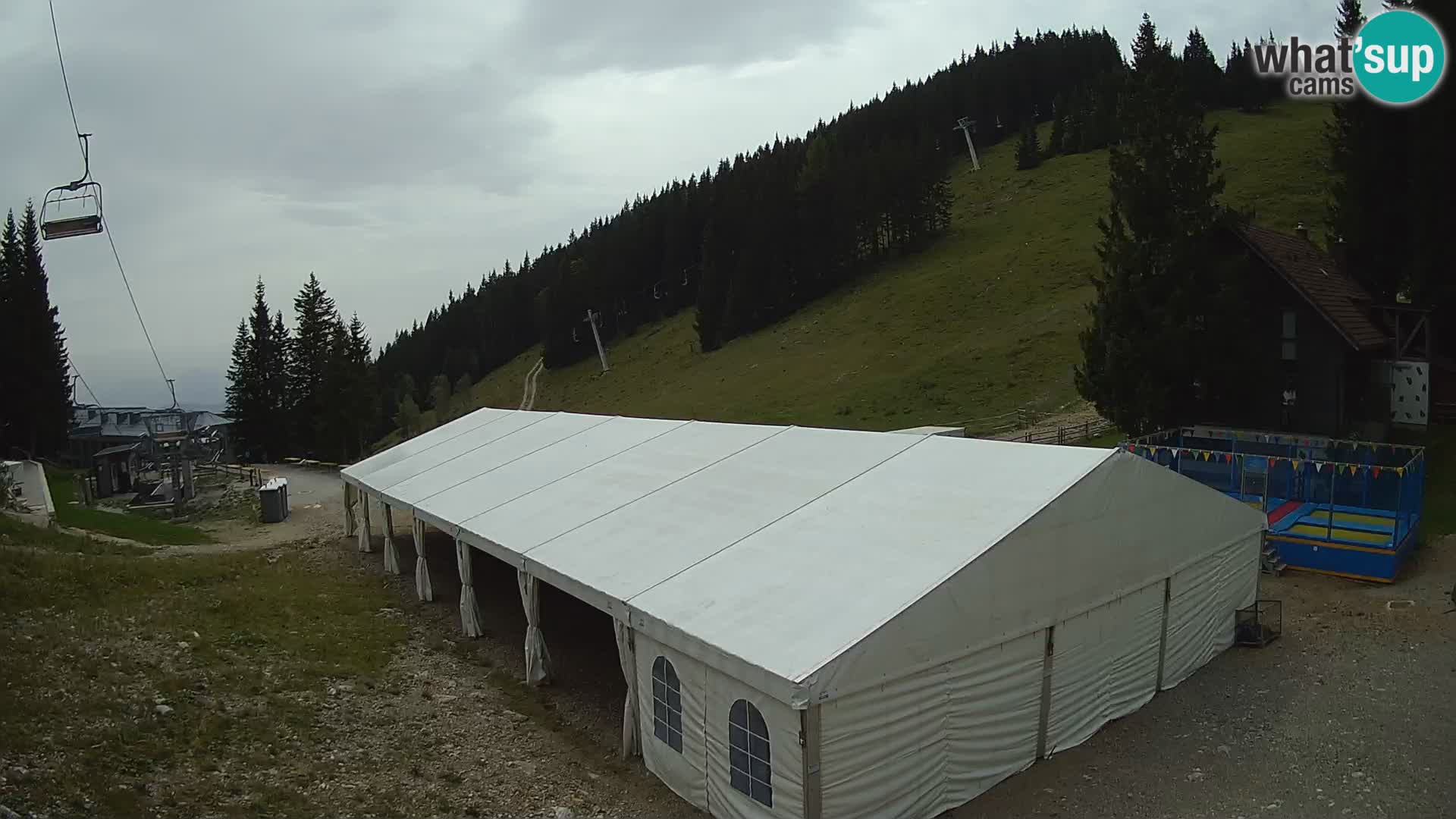 GOLTE Skigebiet webcam – Schöne Aussicht auf Medvedjak – Slowenien
