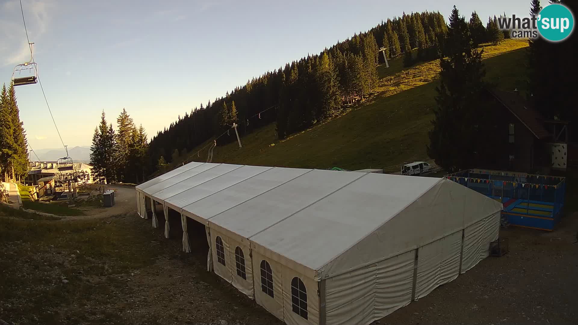 Webcam en direct de la station de ski de GOLTE – vue sur Medvedjak – Slovénie