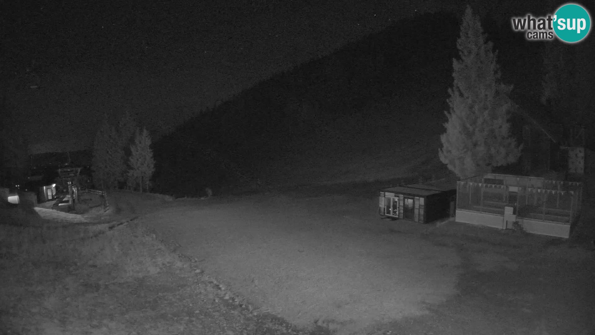 Spletna kamera smučišča GOLTE v živo – pogled na Medvedjak