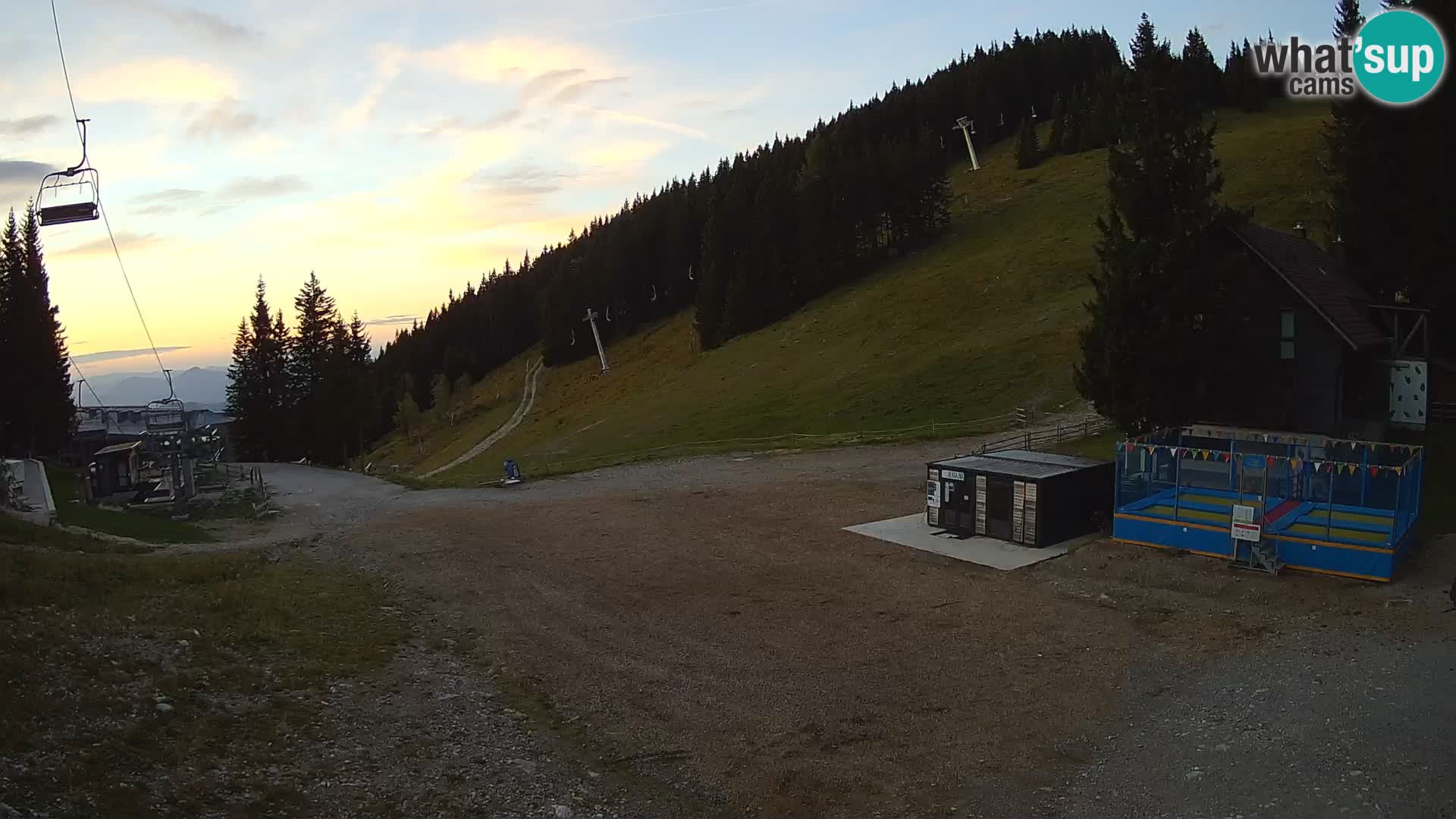 GOLTE skijalište web kamera – pogled na Medvedjak – Slovenija