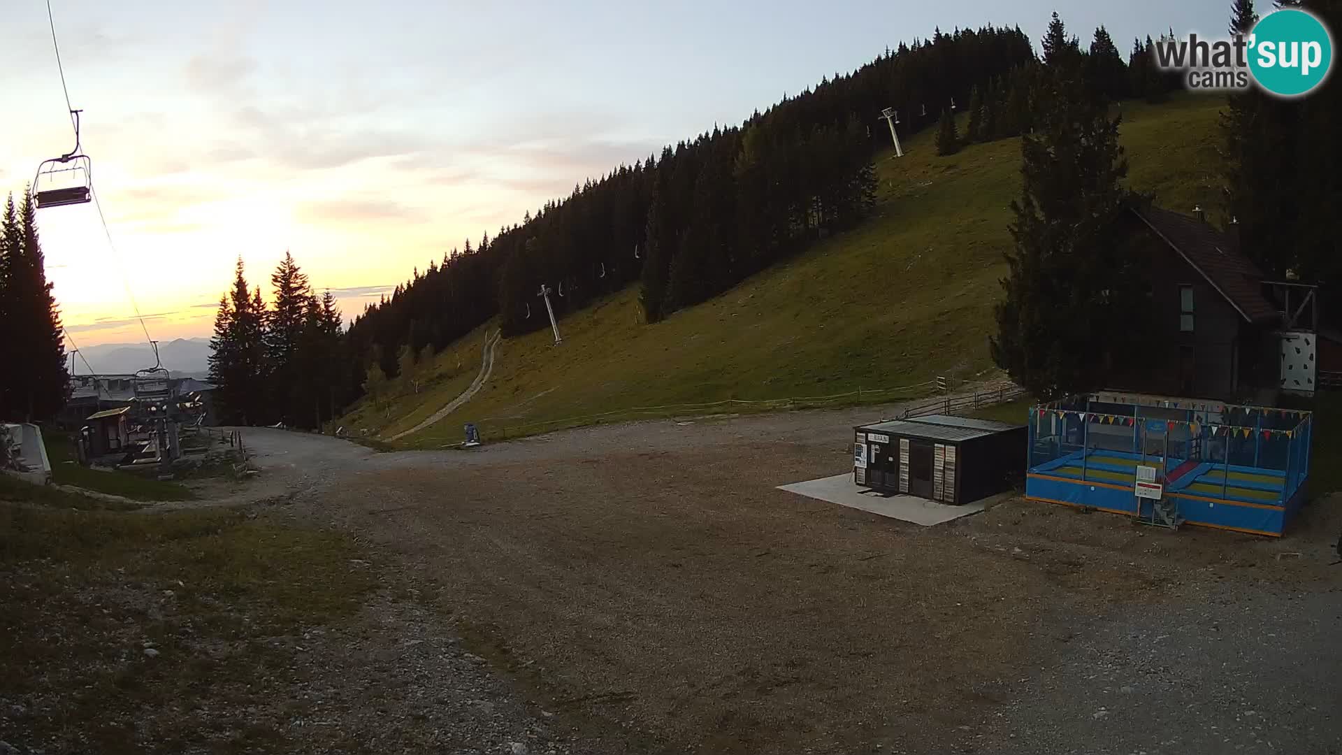 Cámara web en vivo de la estación de esquí GOLTE – vista a Medvedjak – Eslovenia