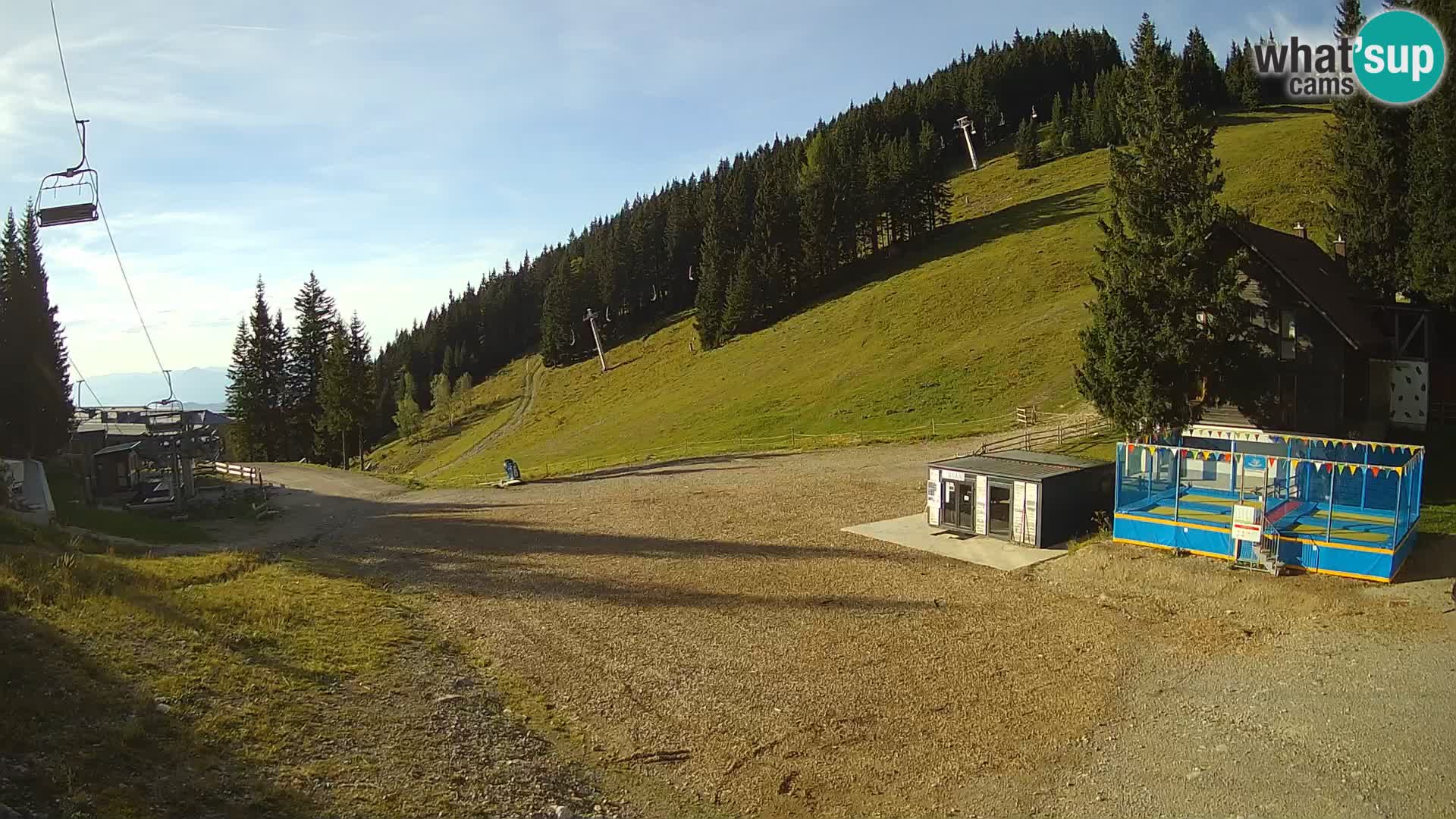 GOLTE skijalište web kamera – pogled na Medvedjak – Slovenija