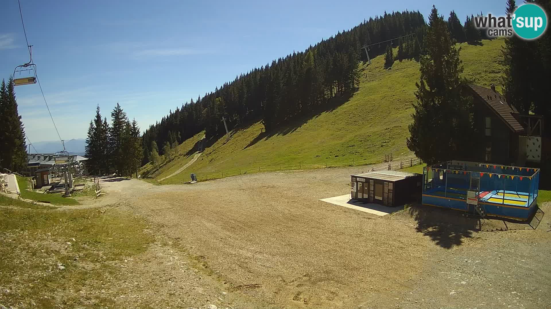 GOLTE skijalište web kamera – pogled na Medvedjak – Slovenija