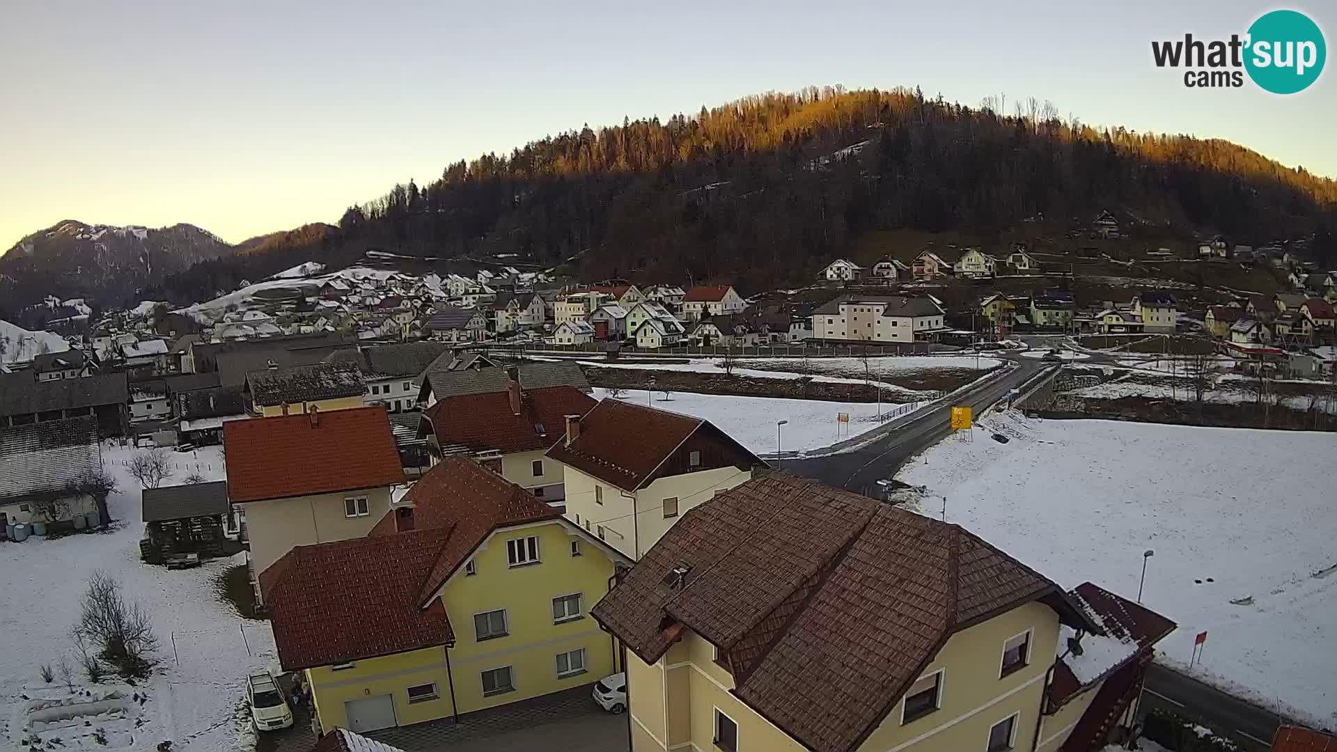 Spletna kamera Gorenja Vas – Poljanska dolina