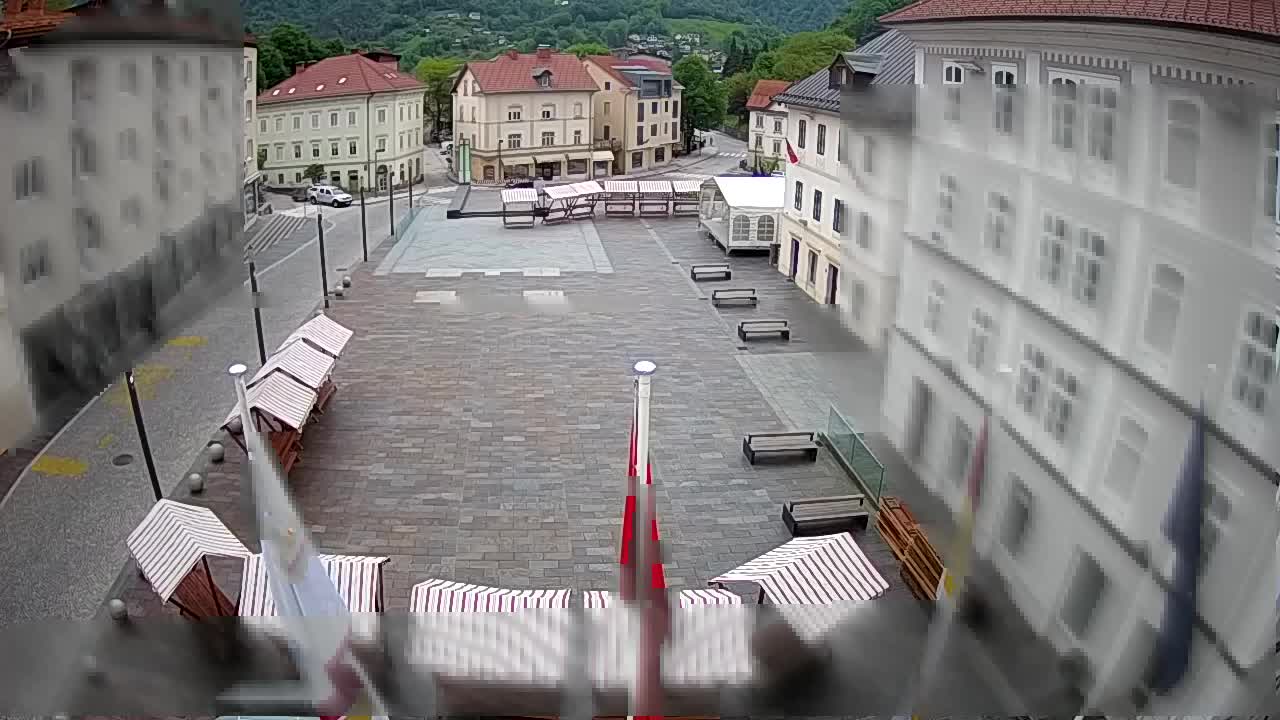 Idrija – Mestni trg (Haus des Malers Jurij Tavčar)