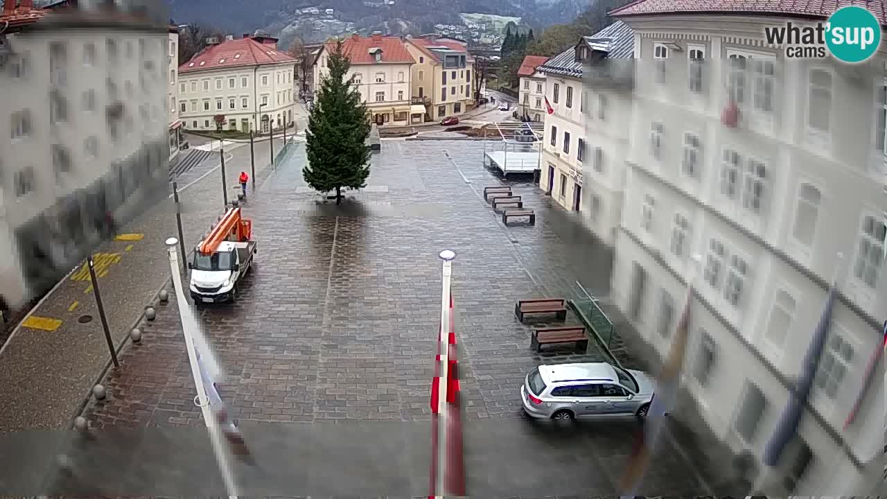 Idrija – Mestni trg (kuća slikara Jurija Tavčara)