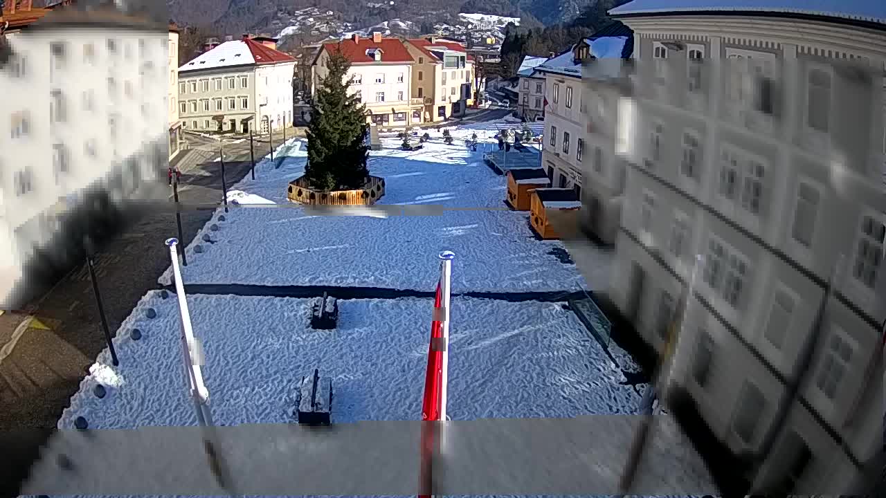 Idrija – Mestni trg (kuća slikara Jurija Tavčara)