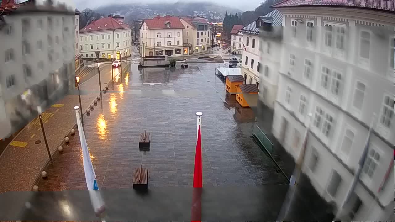 Idrija – Mestni trg (hiša slikarja Jurija Tavčarja – idrijskega)