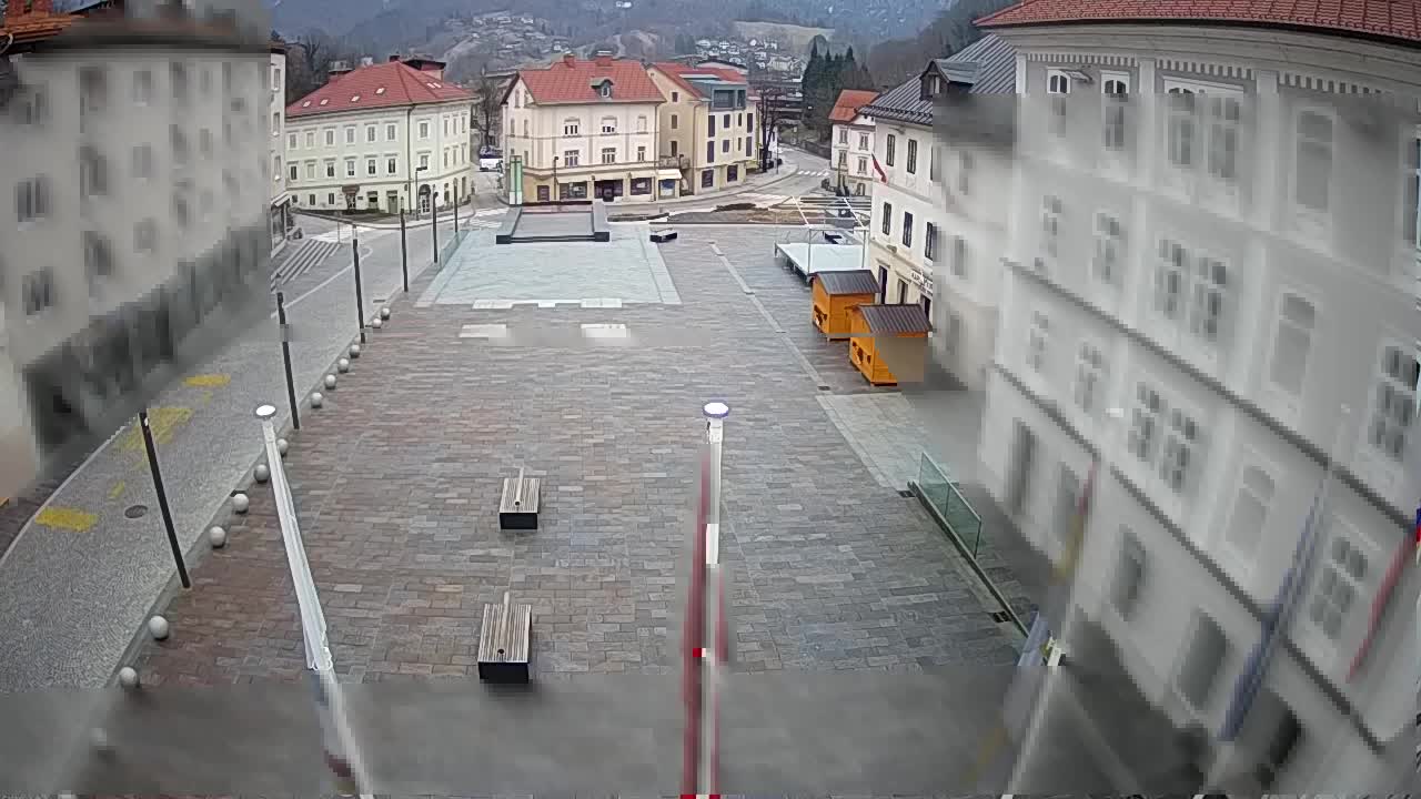 Idrija – Mestni trg (kuća slikara Jurija Tavčara)