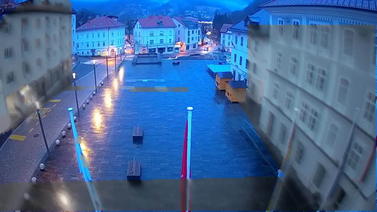 Idrija – Mestni trg (kuća slikara Jurija Tavčara)