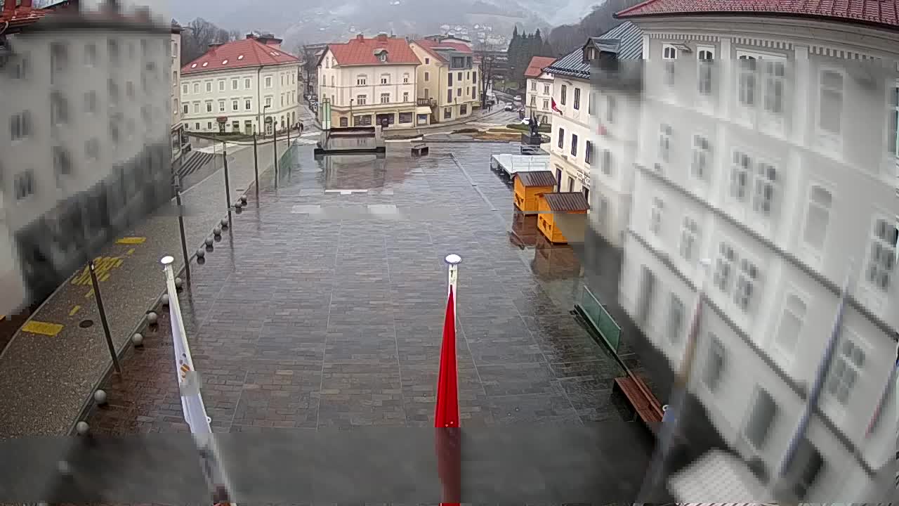 Idrija – Mestni trg (casa del pintor Jurij Tavčar)