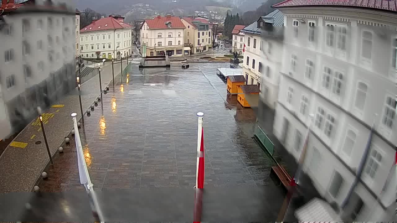 Idrija – Mestni trg (casa del pintor Jurij Tavčar)