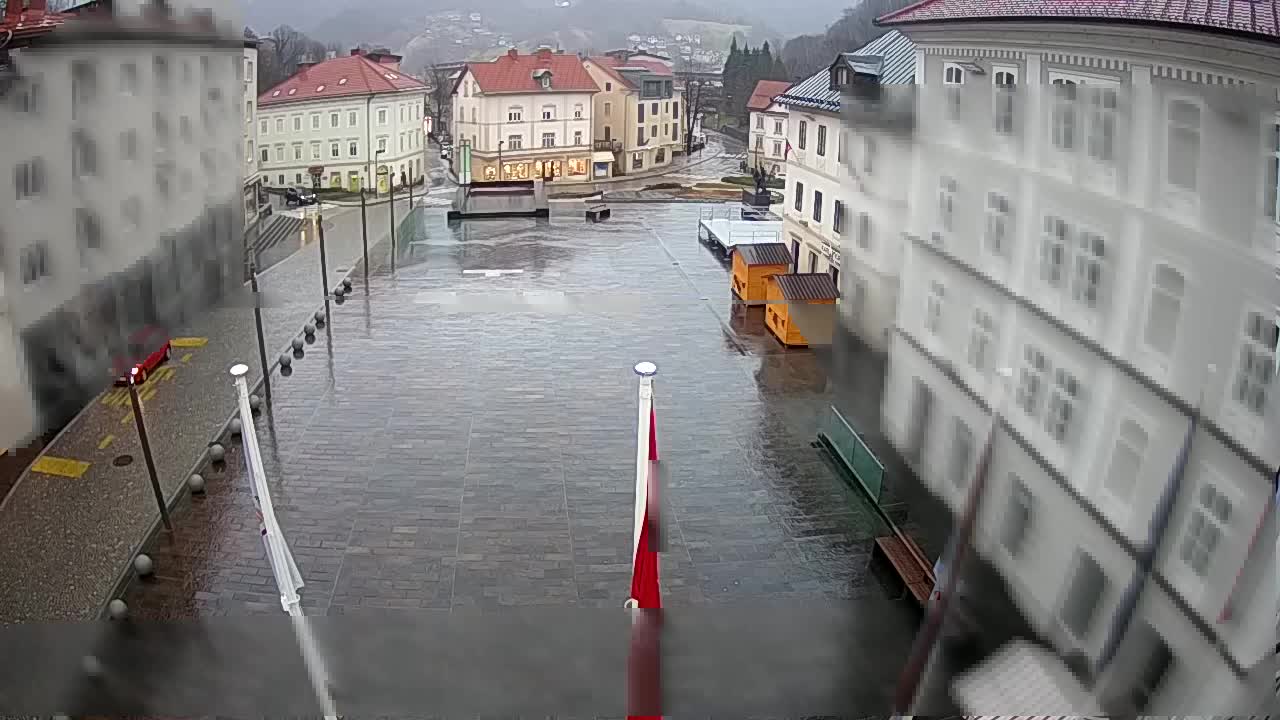 Idrija – Mestni trg (casa del pintor Jurij Tavčar)