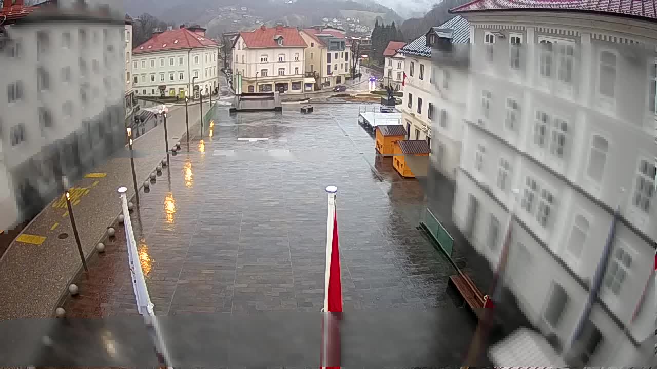 Idrija – Mestni trg (kuća slikara Jurija Tavčara)