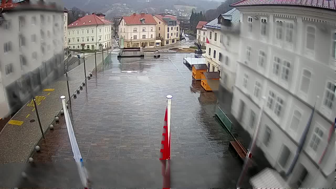 Idrija – Mestni trg (hiša slikarja Jurija Tavčarja – idrijskega)