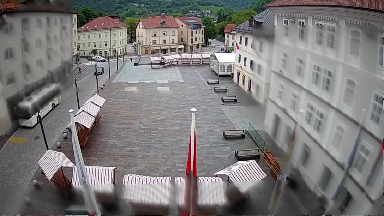 Idrija – Mestni trg (casa natale del pittore Jurij Tavčar)